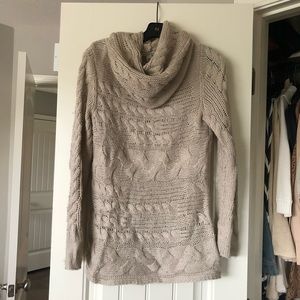 Banana Republic cowl neck sweater light tan Medium